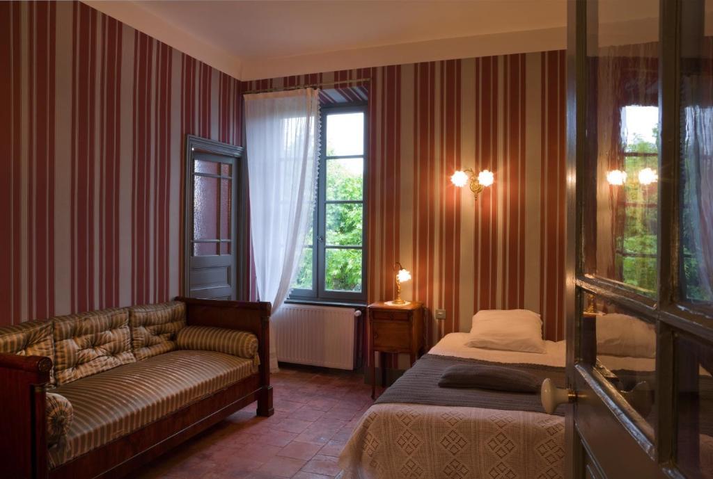 Logis Hotel - Restaurant La Marbrerie Caunes-Minervois Phòng bức ảnh